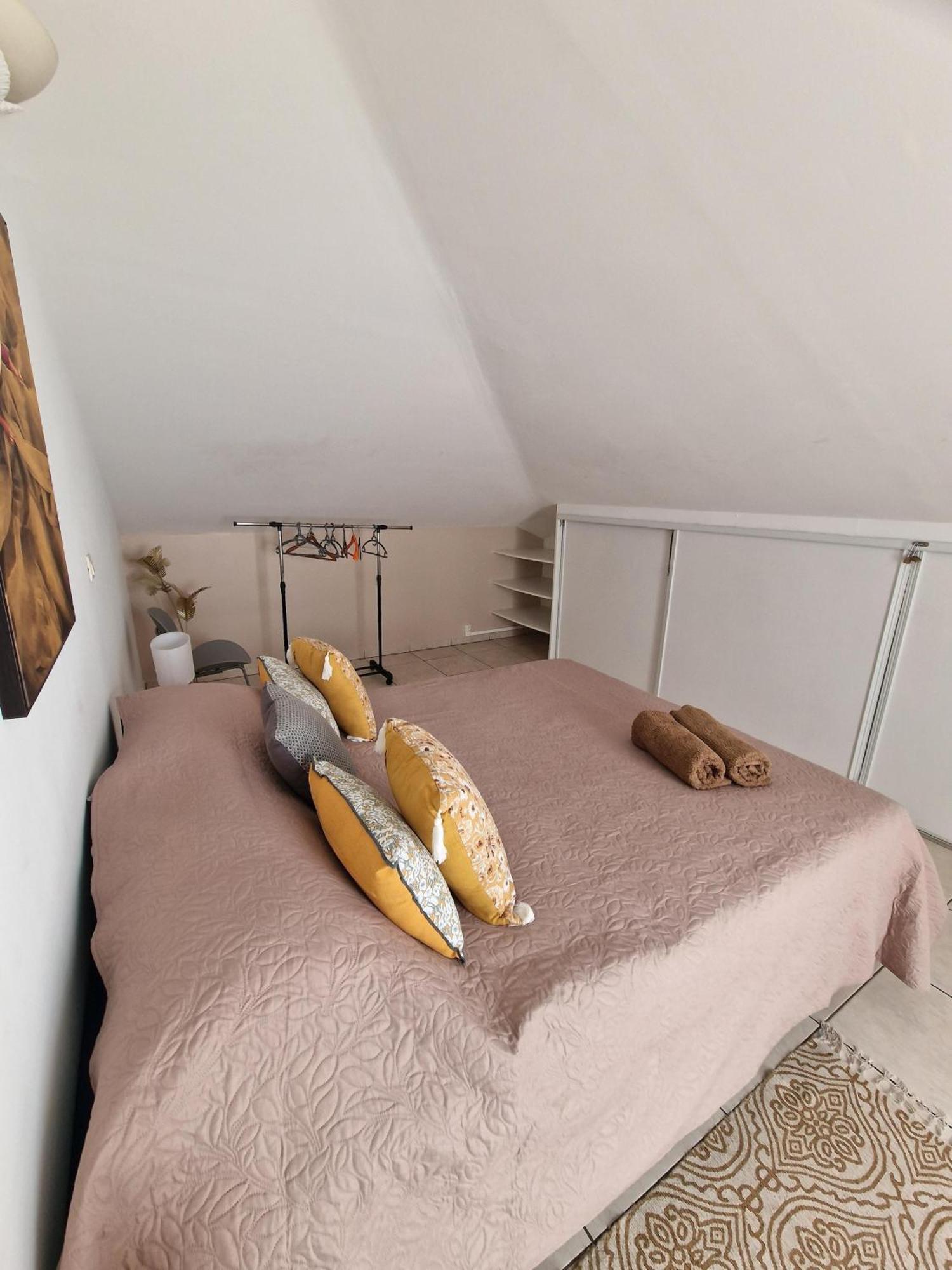 Appartement Villa Sur Le Toit, Vue Mer 圣吉尔莱班 外观 照片