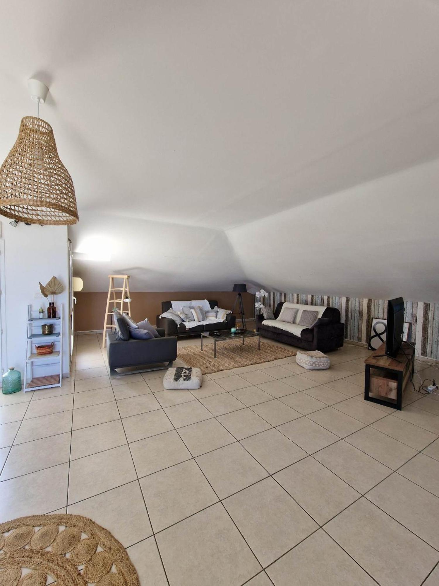 Appartement Villa Sur Le Toit, Vue Mer 圣吉尔莱班 外观 照片