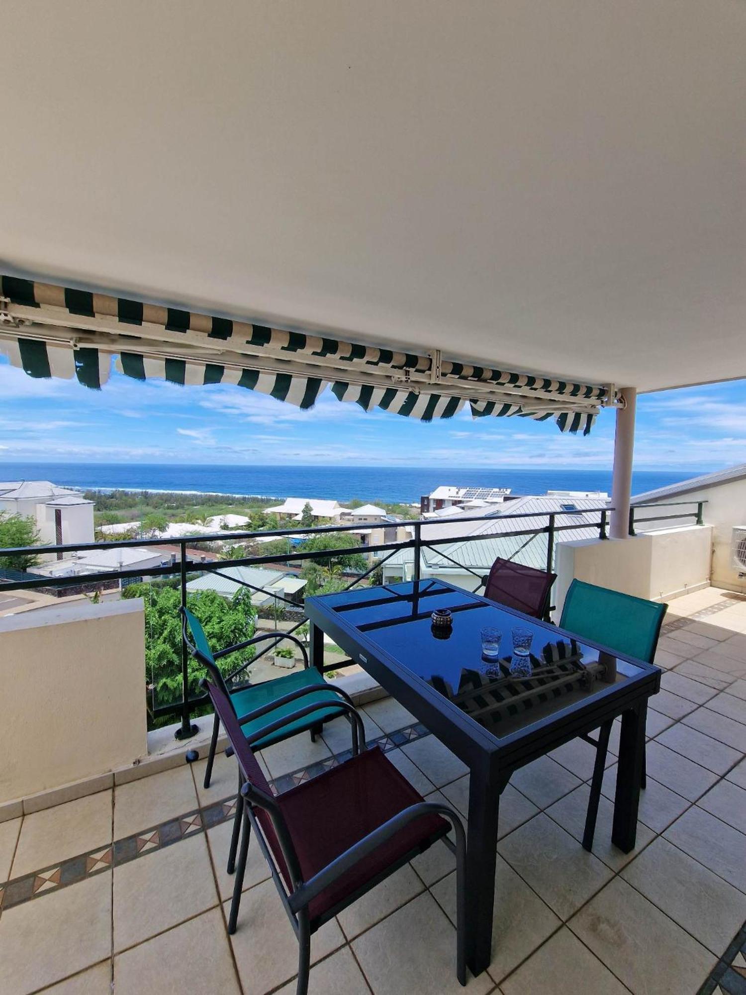 Appartement Villa Sur Le Toit, Vue Mer 圣吉尔莱班 外观 照片
